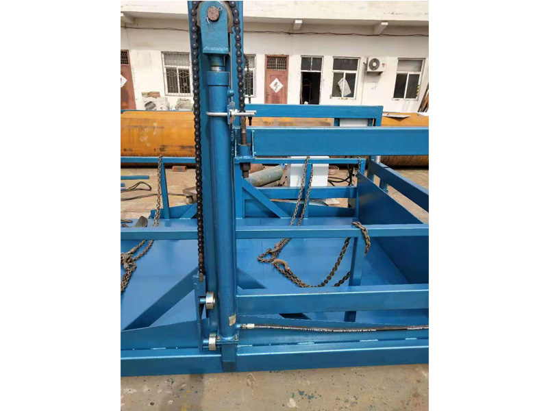鏈條導軌式液壓升降作業(yè)平臺
